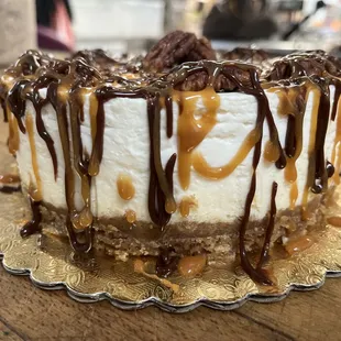 Turtle Cake
 Yummmmmmm