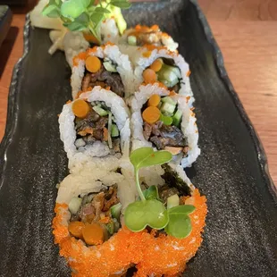 Salmon skin roll