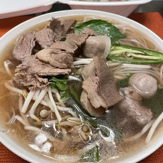 Pho Combination (Dac Biet)
