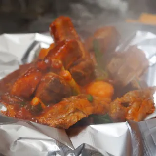 Spicy Braised Pork Back Ribs with Kimchi ( )