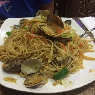 Clam Noodle Soup