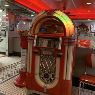 Juke box