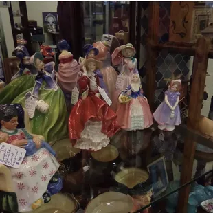 Royal Doulton figurines all in excellent condition