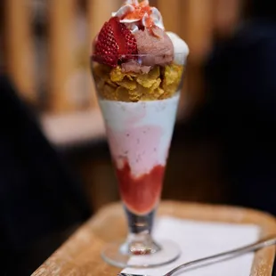 Sakura parfait