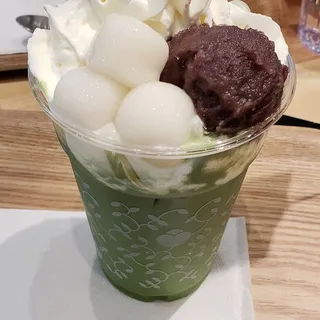 Matcha Red Bean Latte w/ Mochi