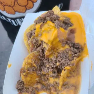 ws a plate of nachos