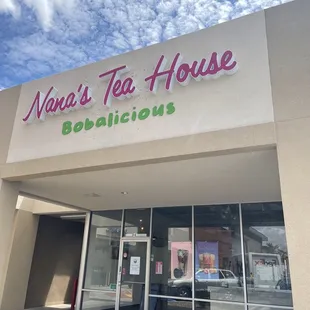 Nana'sTeaHouse