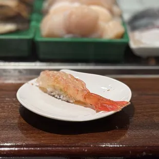 Live sweet shrimp sushi