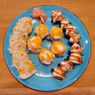 Lunch roll combo: Yami Yami, Tasty Crab, Alaska