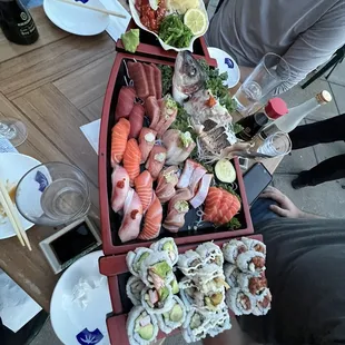 Sushi and Sashimi plater A