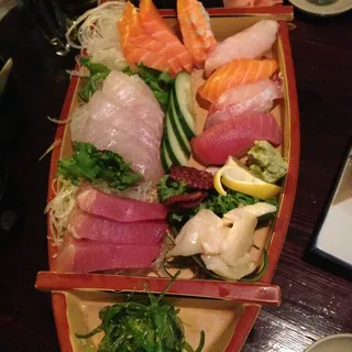 Sushi Sashimi Combo Entree