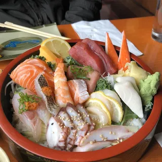 Chirashi Entree