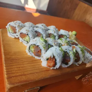 Salmon Cucumber Roll