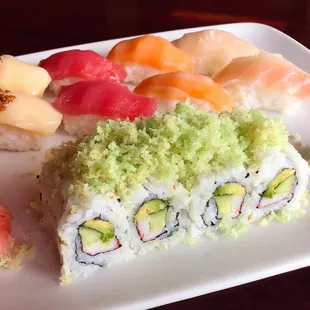 Lunch B: 8 pc Sushi &amp; Crunchy Roll