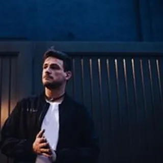Garret R.