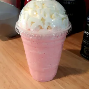 Strawberries N&apos; Cream Frappe