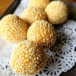 Sesame balls