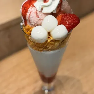 Sakura parfait