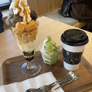 Hojicha Warabimochi Parfait