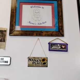 a picture of the refrigerator
