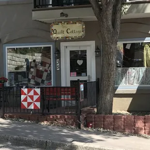 Nana's Cottage from the street.