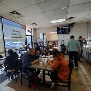 Many people here, food tasted food
