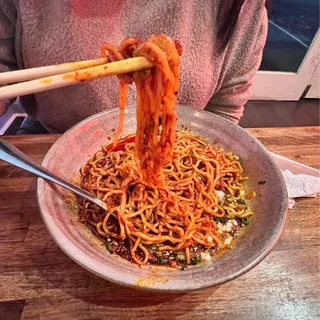 Garlic Chili Oil Noodles