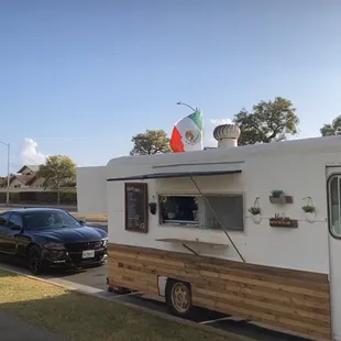 Best Authentic Mexican Wagon on da Rock