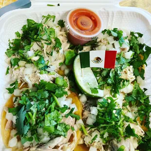 Carnitas street tacos
