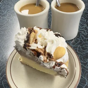 Chocolate Banana Cream Pie with Coffee!! amazing!!