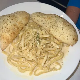 Fettuccine Alfredo