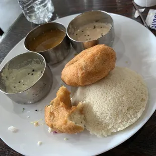 Idli vada combo