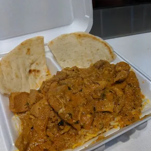 Chicken korma with naan