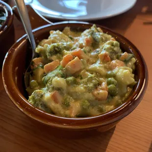 Vegetables in almond sauce