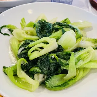 I04. Garlic Baby Bok Choy