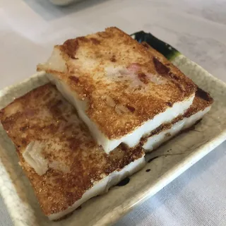 Ds22. Pan-Fried Turnip Cake