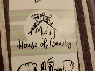Mia's House of Beauty