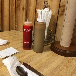 Hot sauce,barbecue service