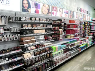 Five Below