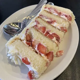 1/2 Slice Strawberry Shortcake