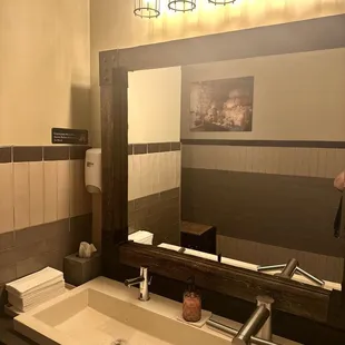 Clean restroom