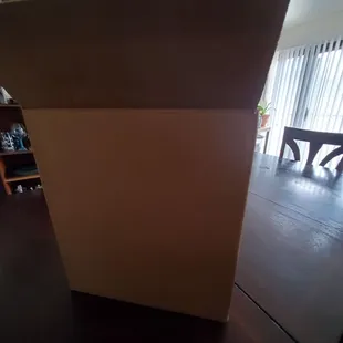 Photo to show quality box used for shipping with zero damage upon arrival.