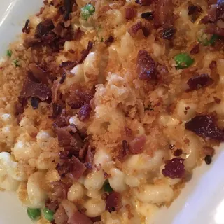 Mac n Cheese n Applewood Bacon