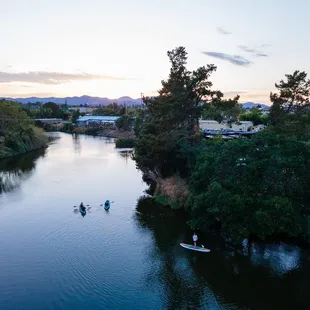 Oxbow District 1/2 mile from Downtown Main Street Dock launch location