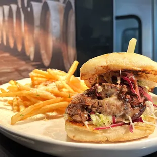 Brisket sandwich, lunch napa