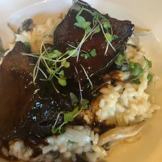 Cabernet Braised Short Ribs