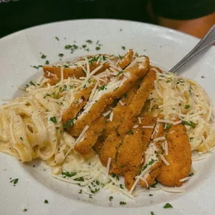 Fettuccine Alfredo With Breaded Chicken