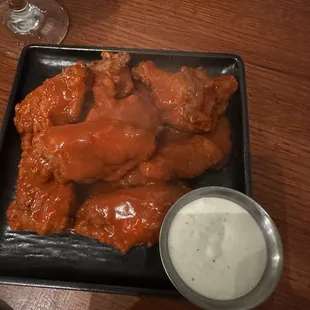 Buffalo wings, sooo good