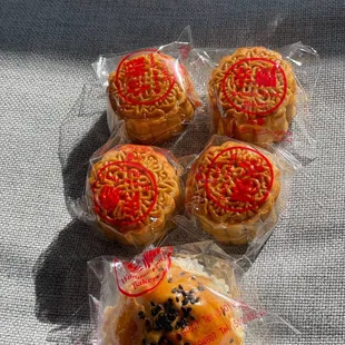 Lotus mooncake, Red bean bun, winter melon mooncake