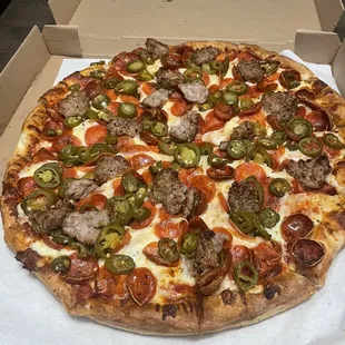 Old World Pepp, Sausage and Jalapeños.   Great Customer Service from Erica when picking it up